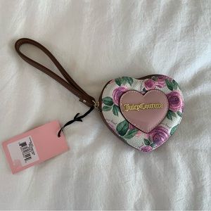 NWT Juicy couture mini heart rose purse/clutch.